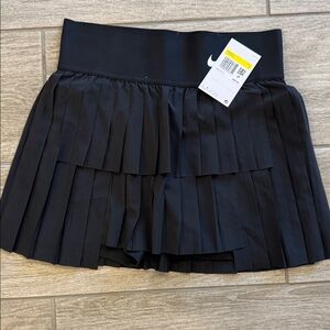 Nike skirt skort Advantage S black  NWT